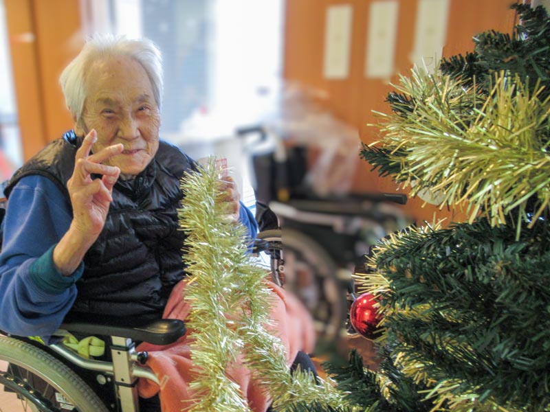 〈特別養護老人ホーム：従来型（うめもり）〉クリスマス飾りつけ

