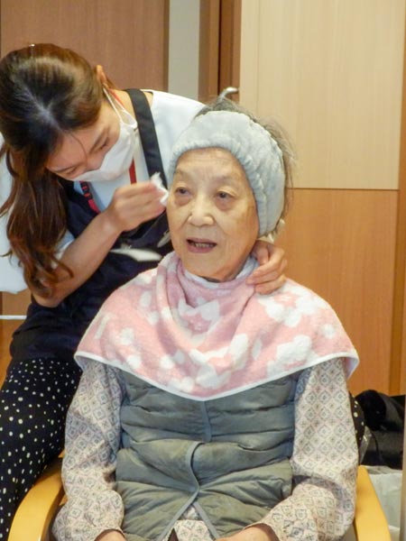 〈ケアハウス〉訪問美容