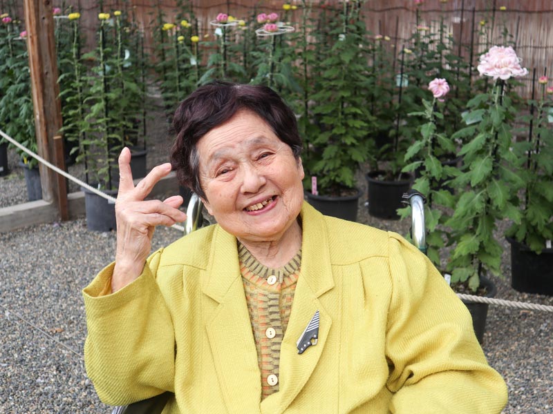 〈グループホーム〉菊祭り外出