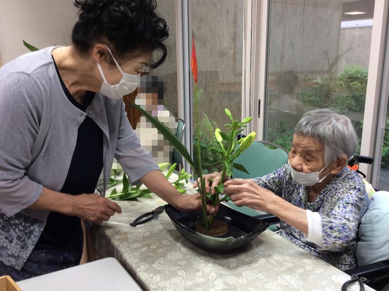 6月の生花クラブ