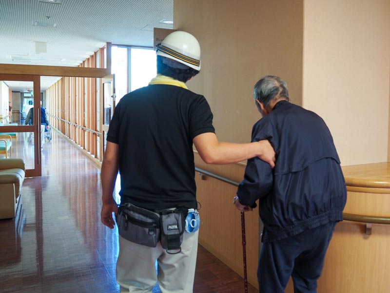 防災訓練に取り組んでいます